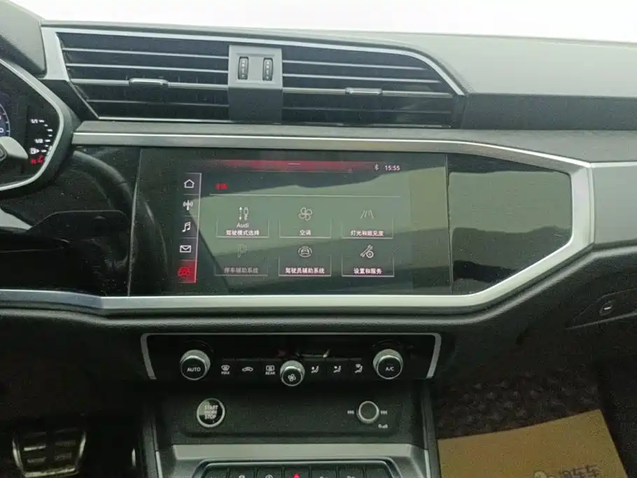 Audi Q3 2021 — фото 13