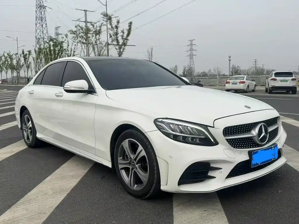 Mercedes-Benz C-Class 2019