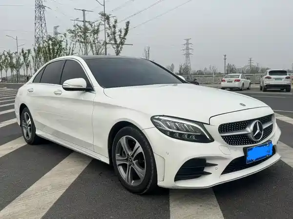 Mercedes-Benz C-Class 2019