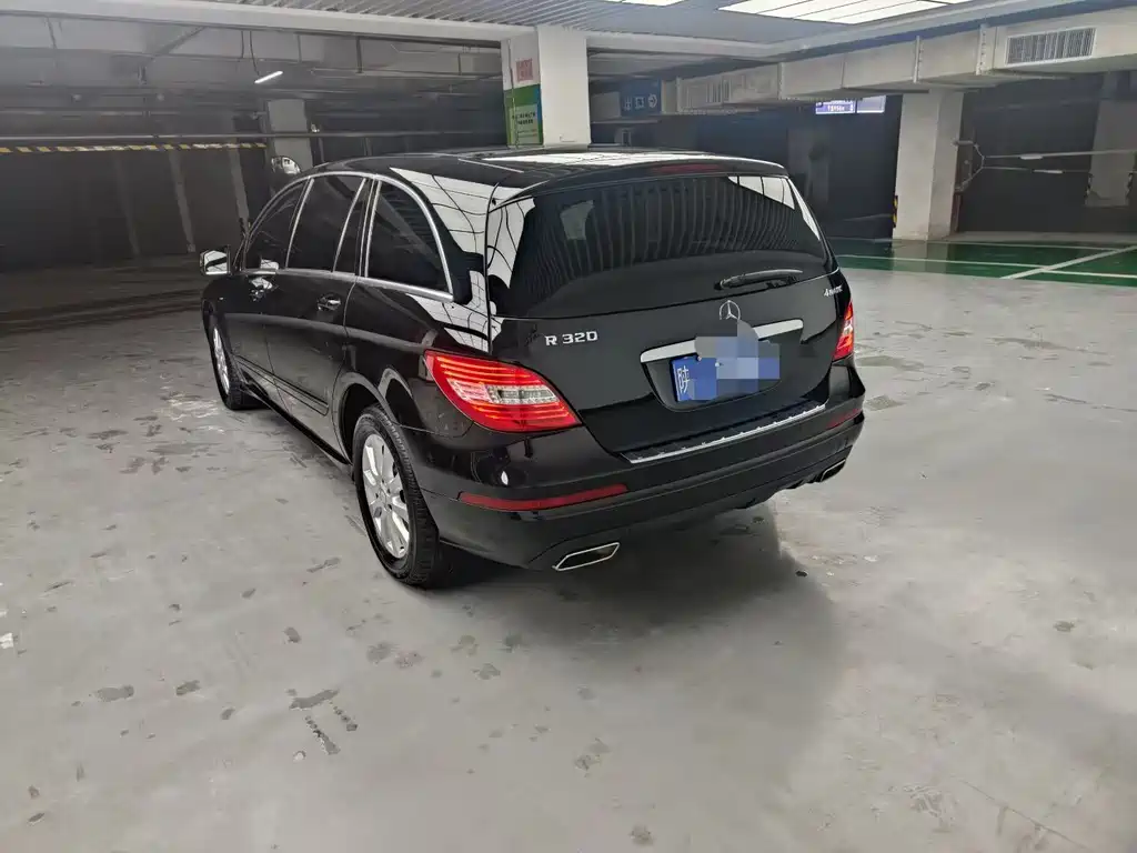 Mercedes-Benz R-Class 2017 — фото 4