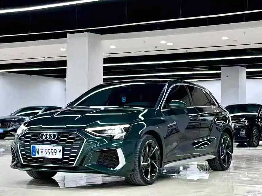Audi A3 2023 — фото 1