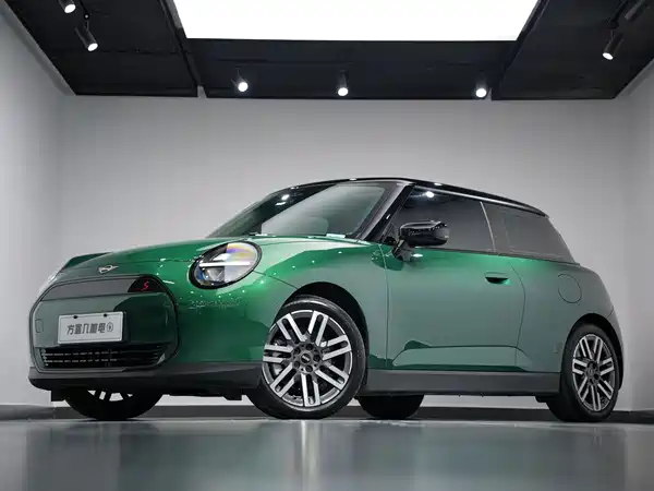 MINI Cooper 2025