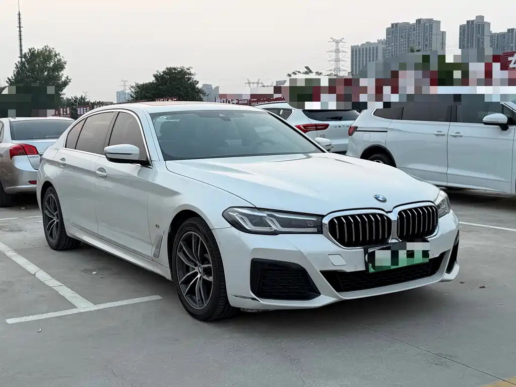 BMW 5 Series New Energy 2021 — фото 3