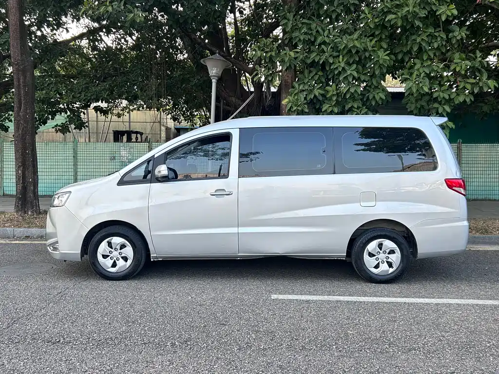 JAC Refine Refine M4 2022