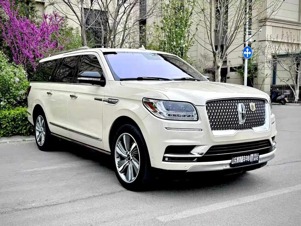 Lincoln Navigator 2019 — фото 3