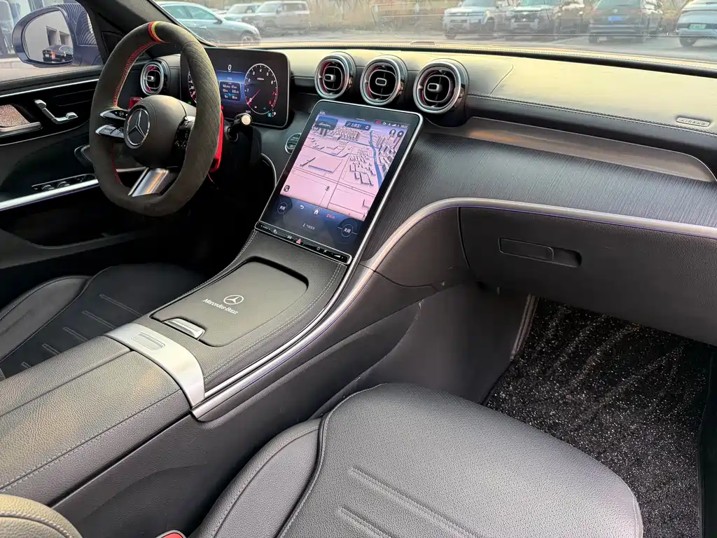 Mercedes-Benz C-Class 2023 — фото 9