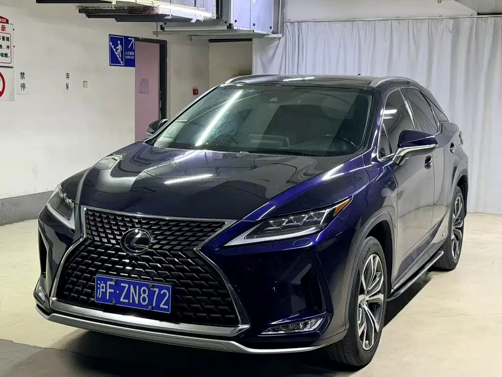 Lexus RX 2021 — фото 1