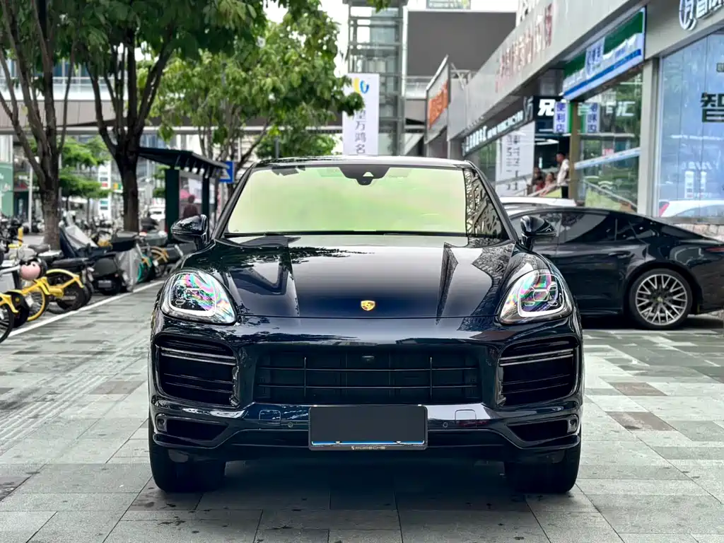 Porsche Cayenne 2022 — фото 2