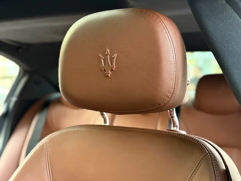 Maserati Ghibli 2015 — фото 14
