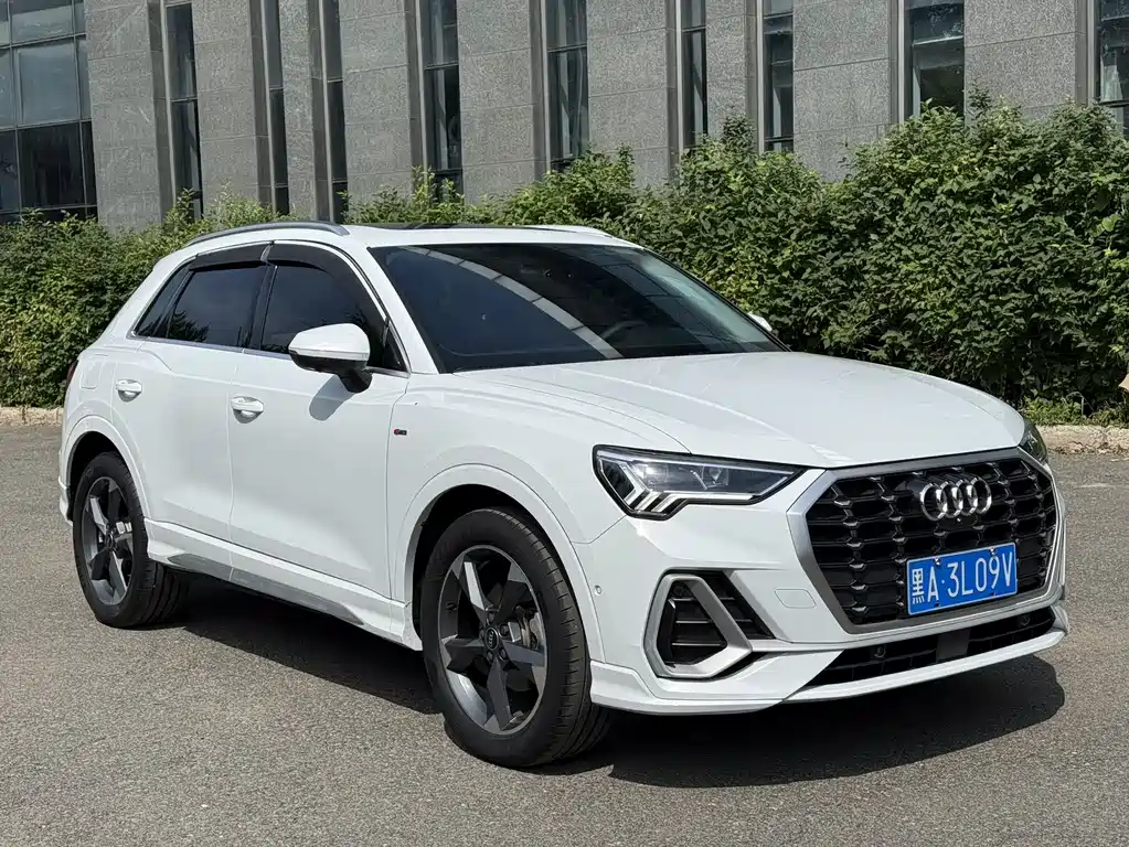 Audi Q3 2022