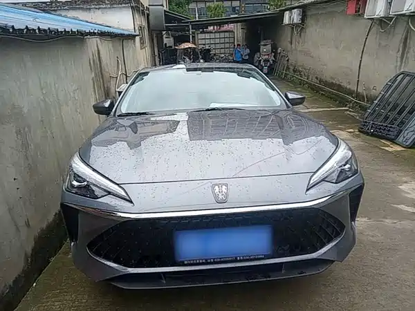 Roewe i5 2025
