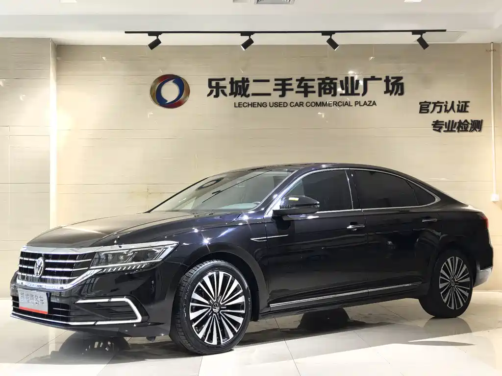 Volkswagen Passat 2021 — фото 1