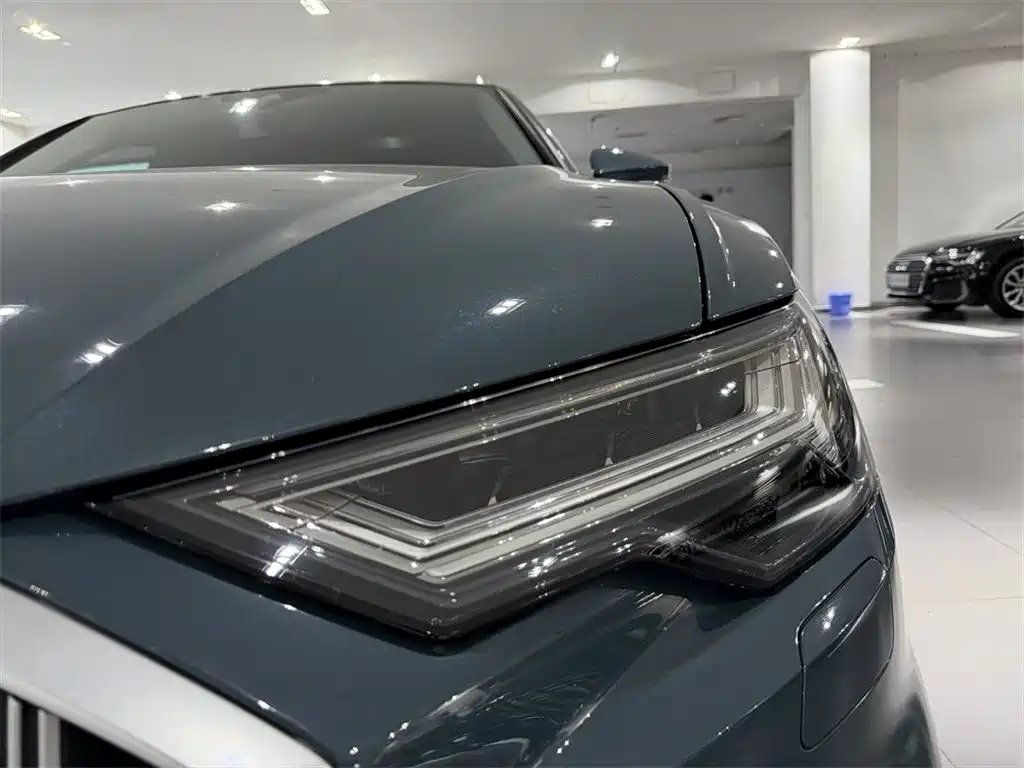 Audi A6 2021 — фото 11