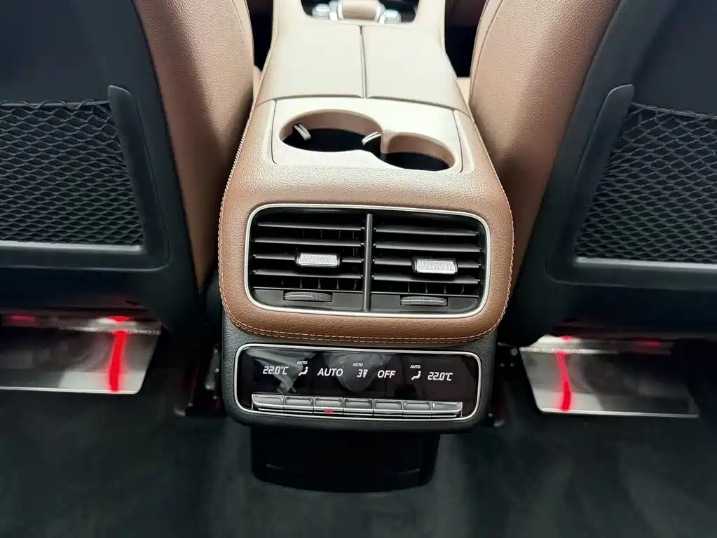 Mercedes-Benz GLE 2026 — фото 13