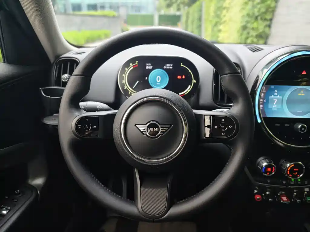 MINI Countryman 2021 — фото 11