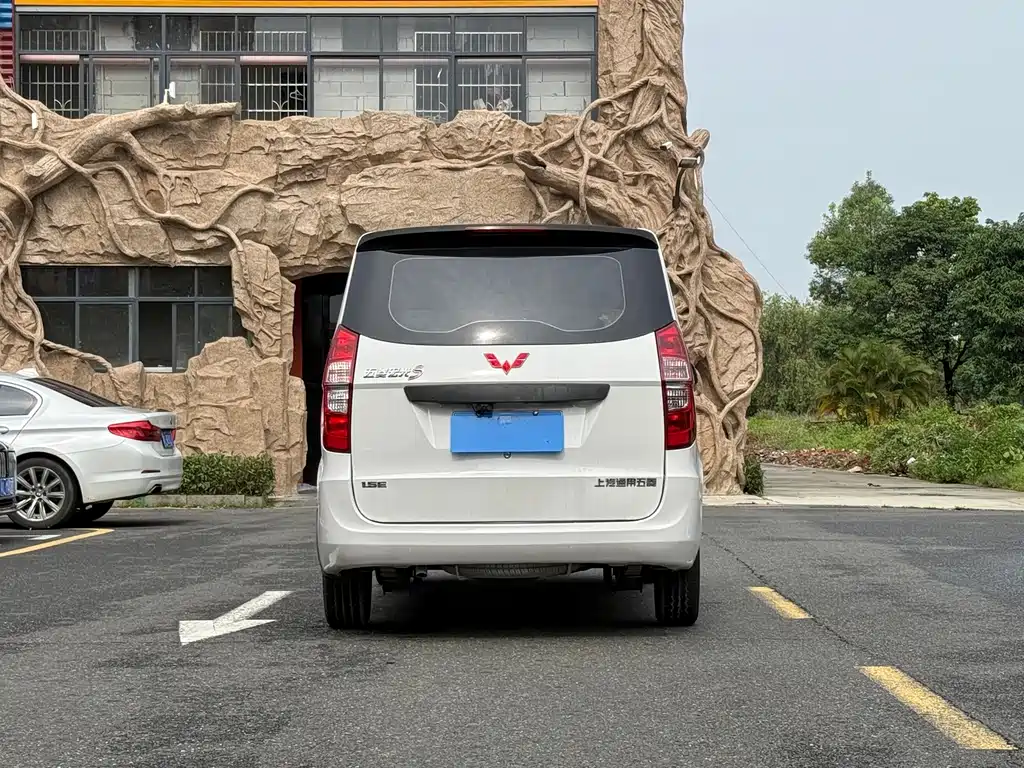 Wuling Hongguang 2019 — фото 3