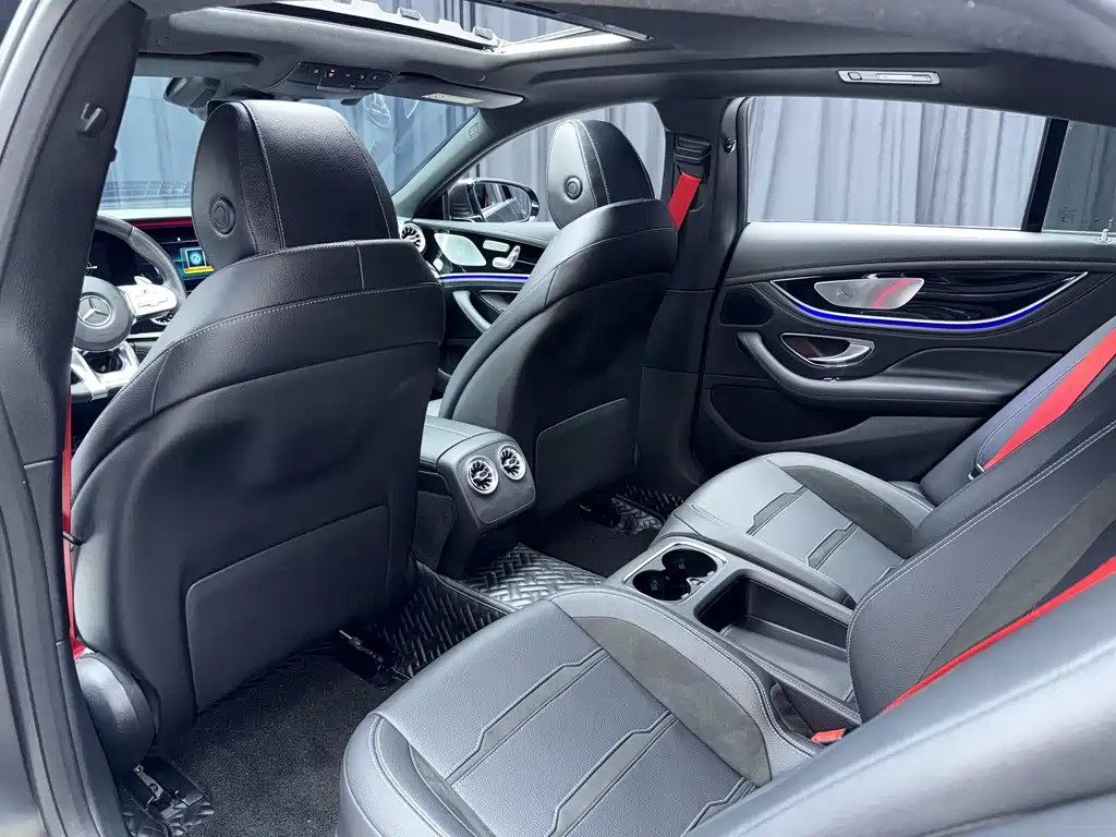 Mercedes-Benz AMG GT 2019 — фото 13