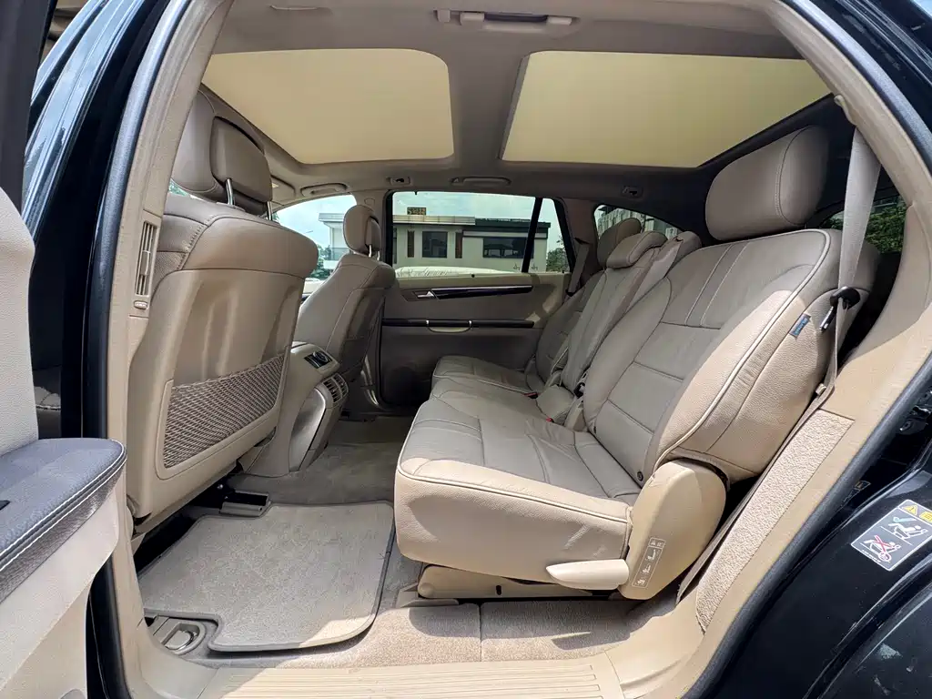 Mercedes-Benz R-Class 2017 — фото 13