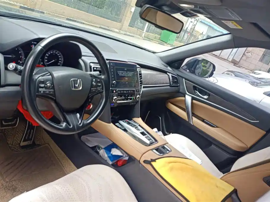 Honda UR-V 2020 — фото 12