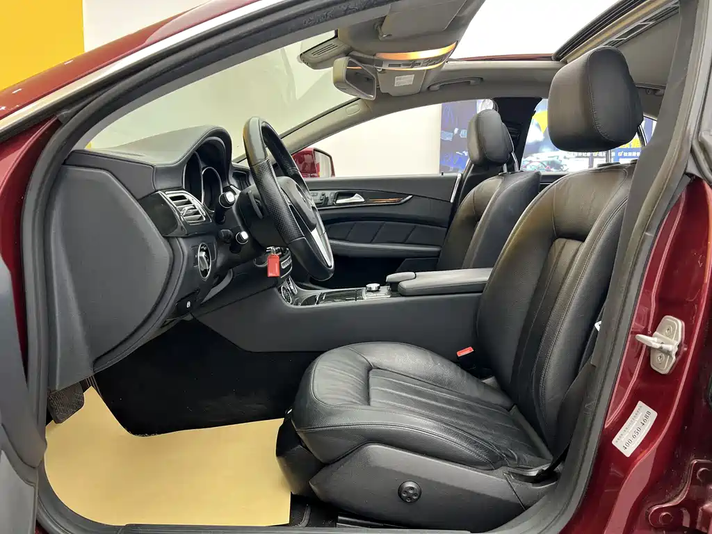 Mercedes-Benz CLS 2012