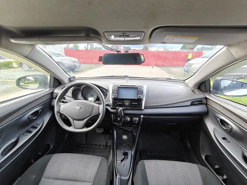 Toyota Vios 2016 — фото 6