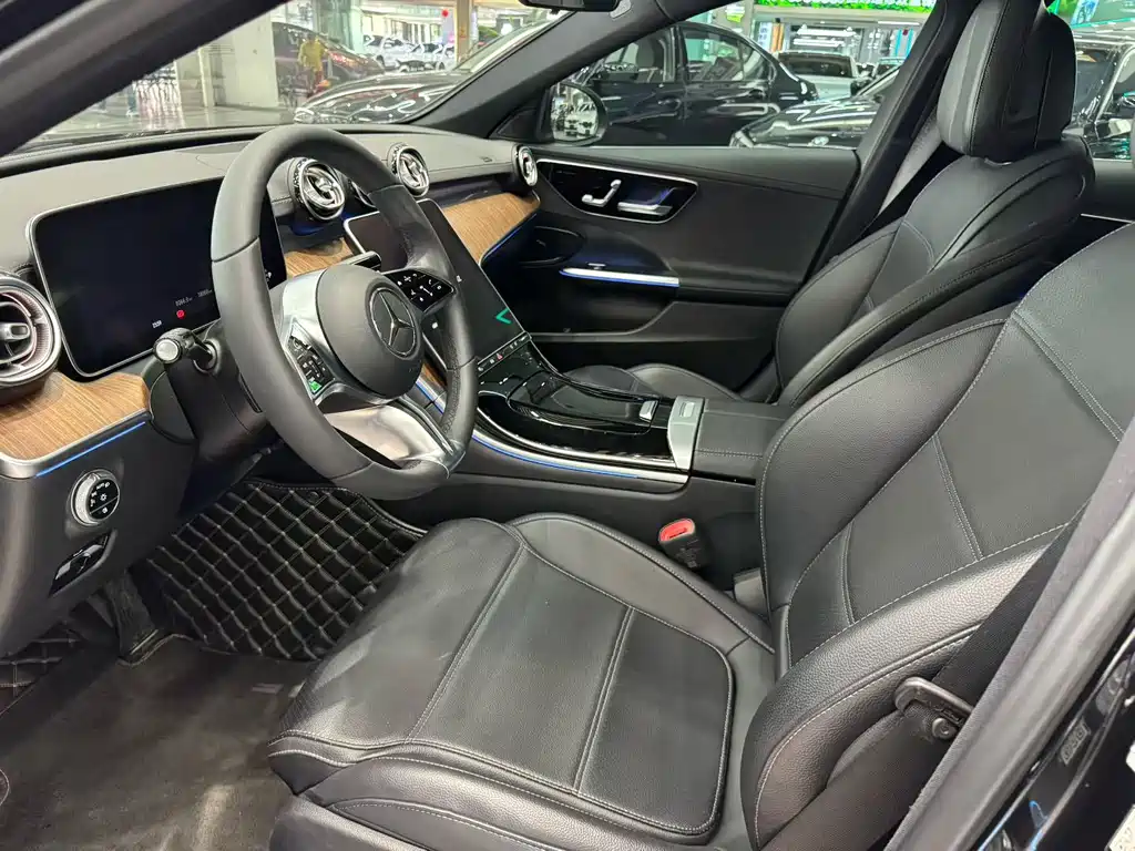 Mercedes-Benz C-Class 2022 — фото 4