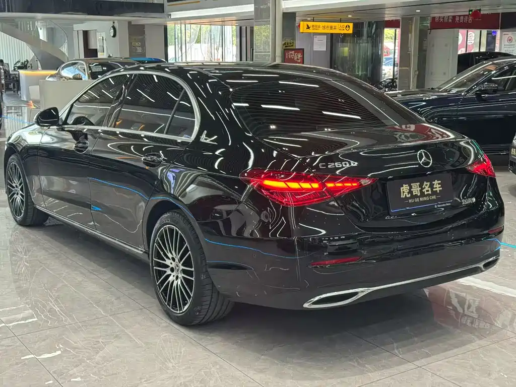 Mercedes-Benz C-Class 2022 — фото 7