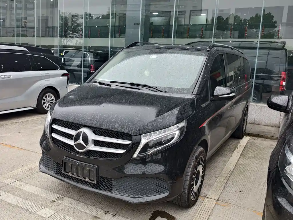 Mercedes-Benz Vito 2022 — фото 1