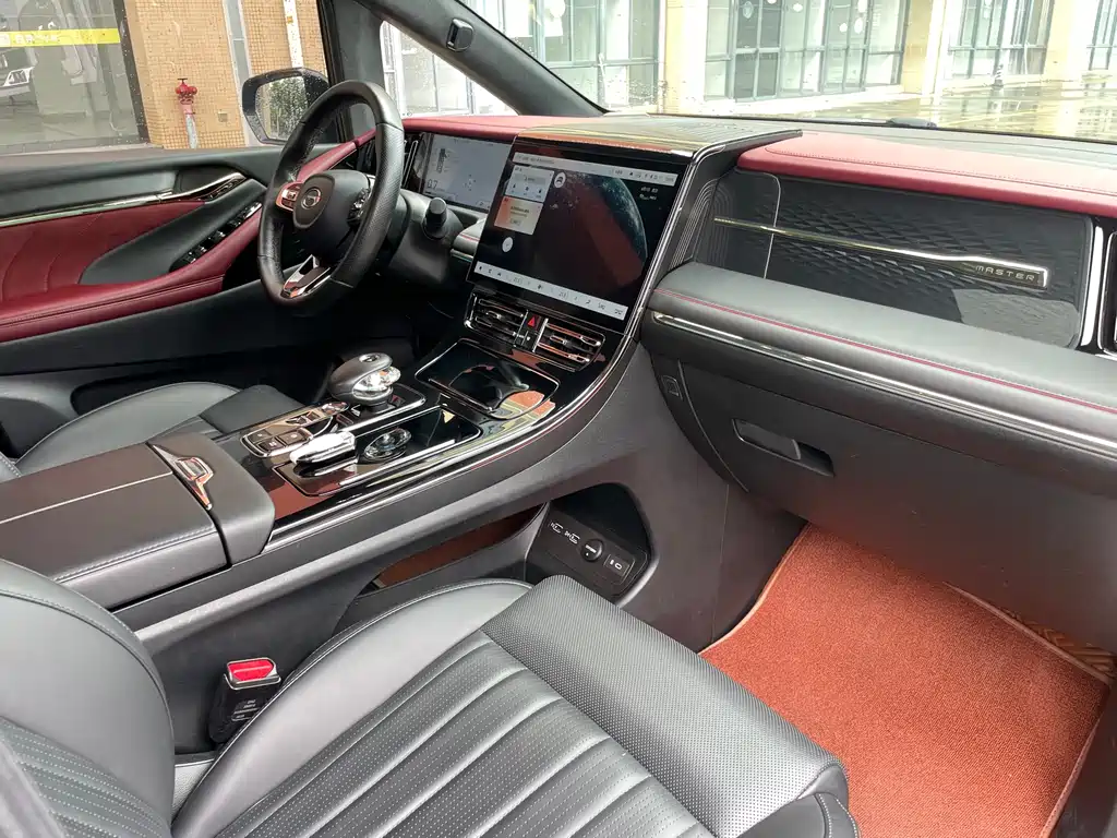 GAC Motor Trumpchi M8 2023 — фото 7