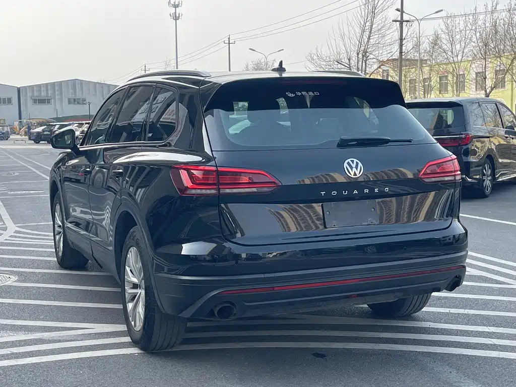 Volkswagen Touareg 2020 — фото 4