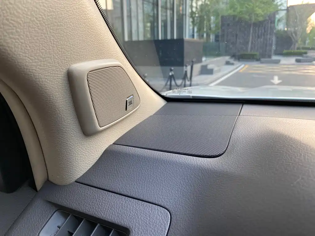 Toyota Prado 2019 — фото 17