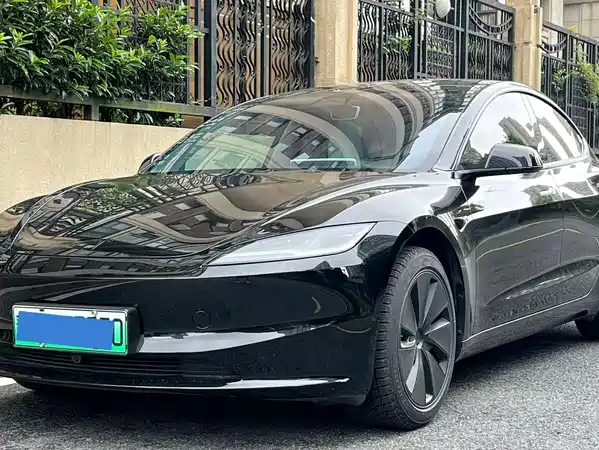 Tesla Model 3 2026