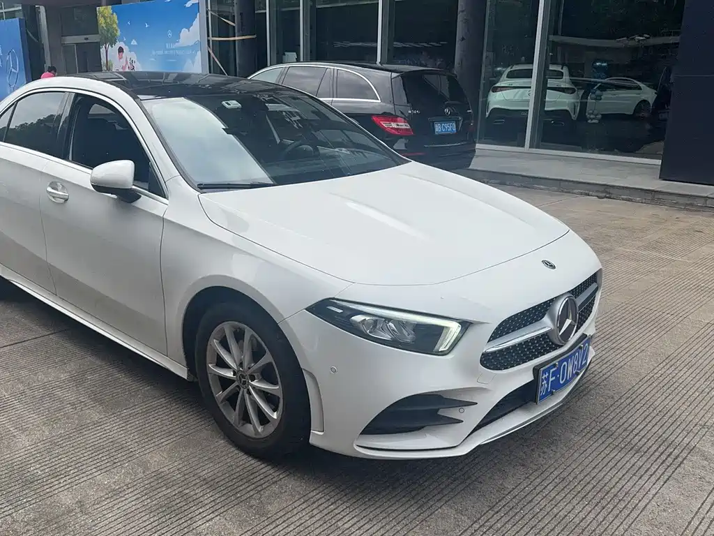 Mercedes-Benz A-Class 2020 — фото 8