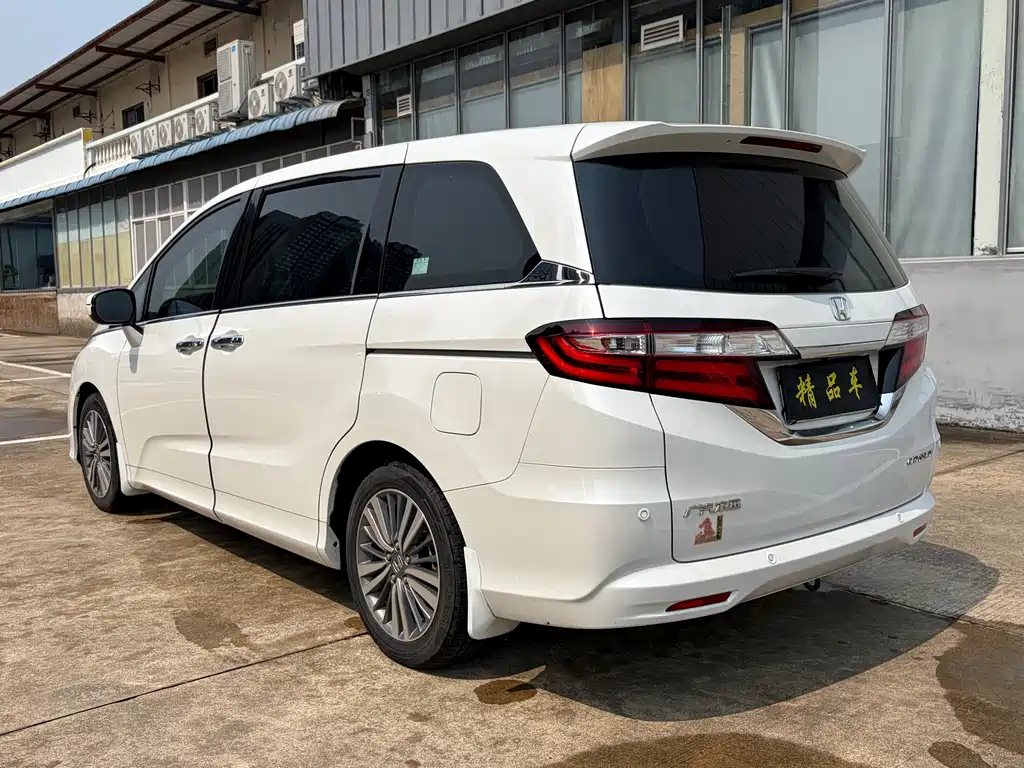 Honda Odyssey 2019 — фото 4