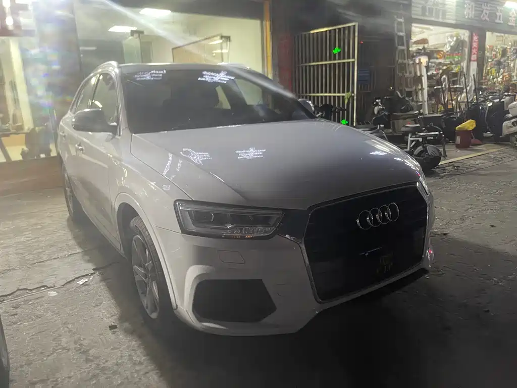 Audi Q3 2017 — фото 2