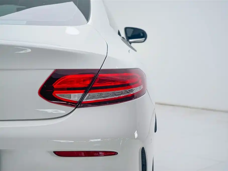 Mercedes-Benz C-Class 2020 — фото 15
