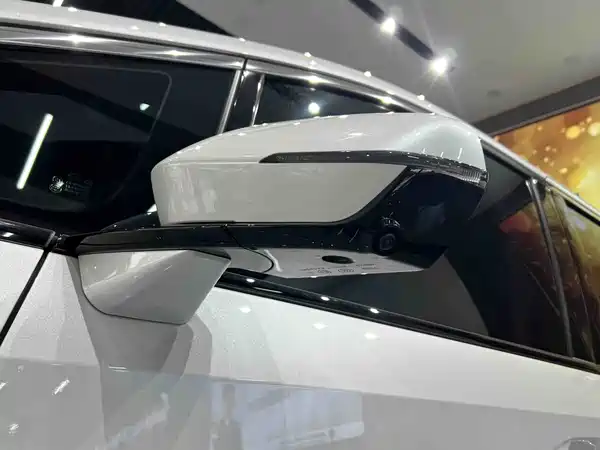 GAC Trumpchi M8 2025