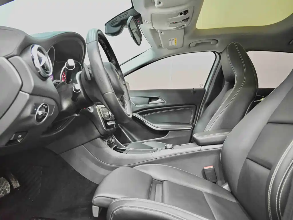 Mercedes-Benz GLA 2019 — фото 28