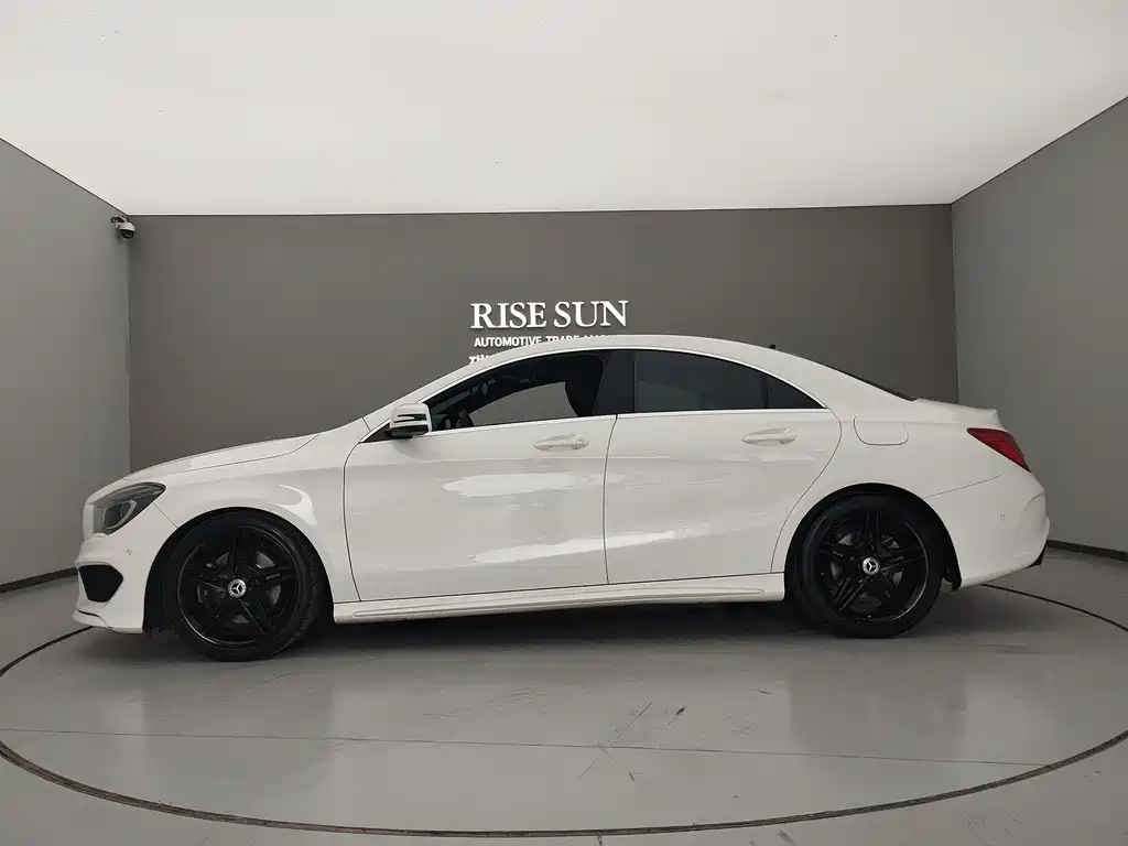 Mercedes-Benz CLA 2016