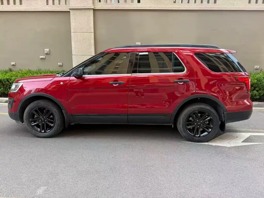 Ford Explorer 2016 — фото 13