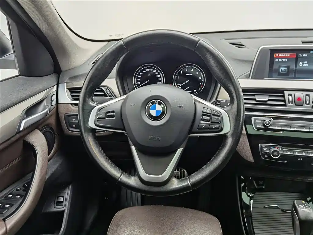 BMW X1 2019 — фото 11