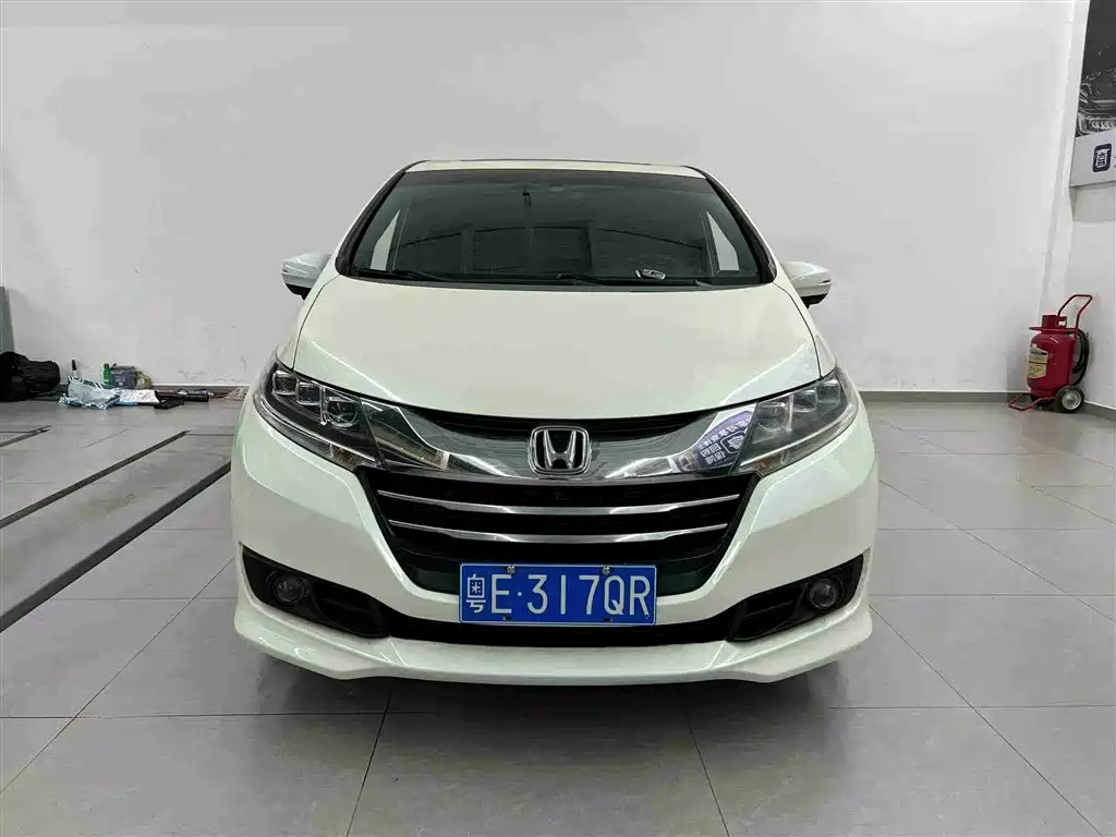 Honda Odyssey 2015 — фото 4