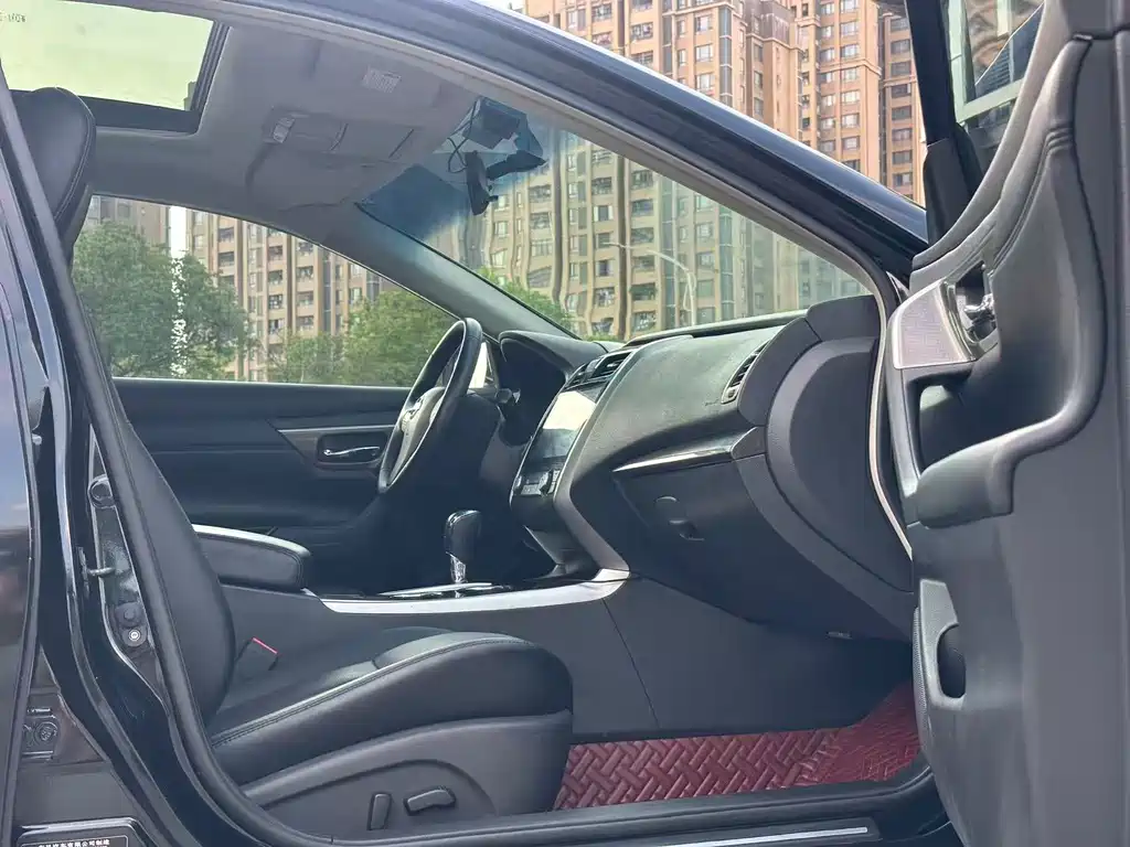 Nissan Teana 2015 — фото 25