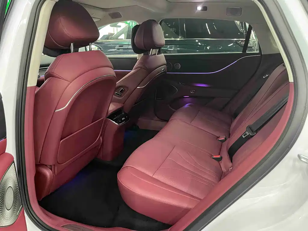 VOYAH Passion L 2025