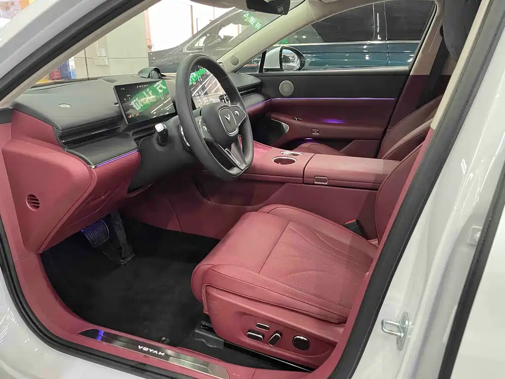 VOYAH Passion L 2025