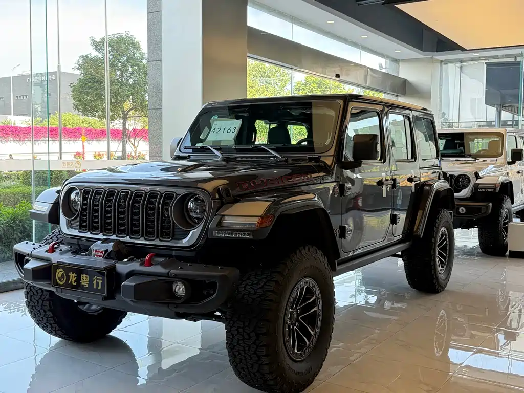 Jeep Wrangler — фото 3