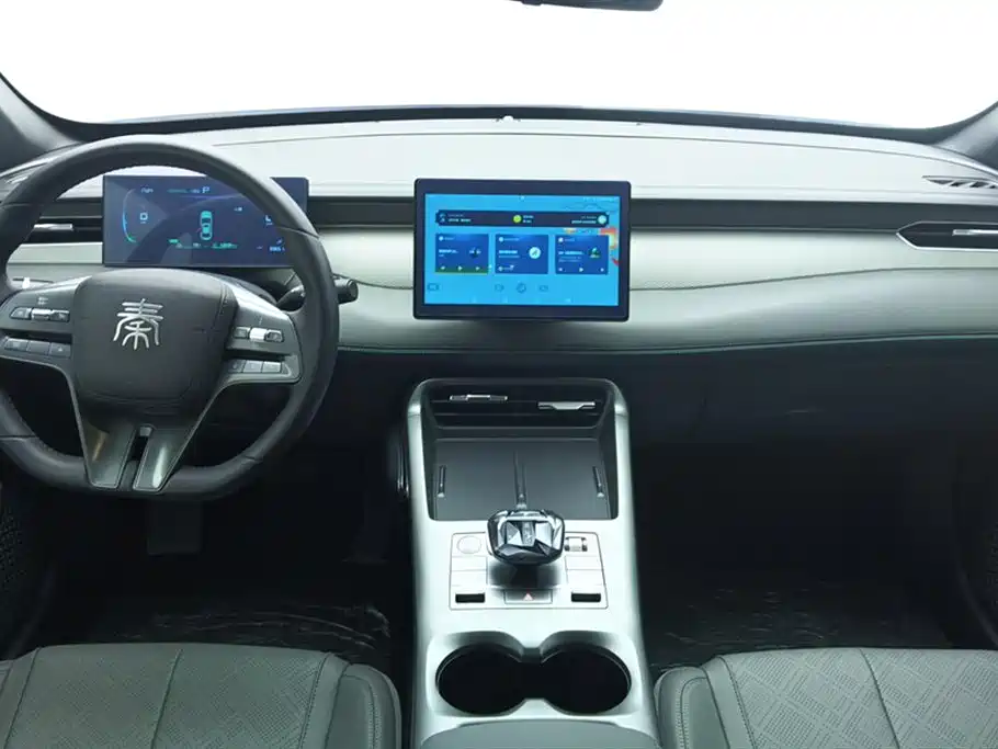 BYD Qin PLUS 2025 — фото 12