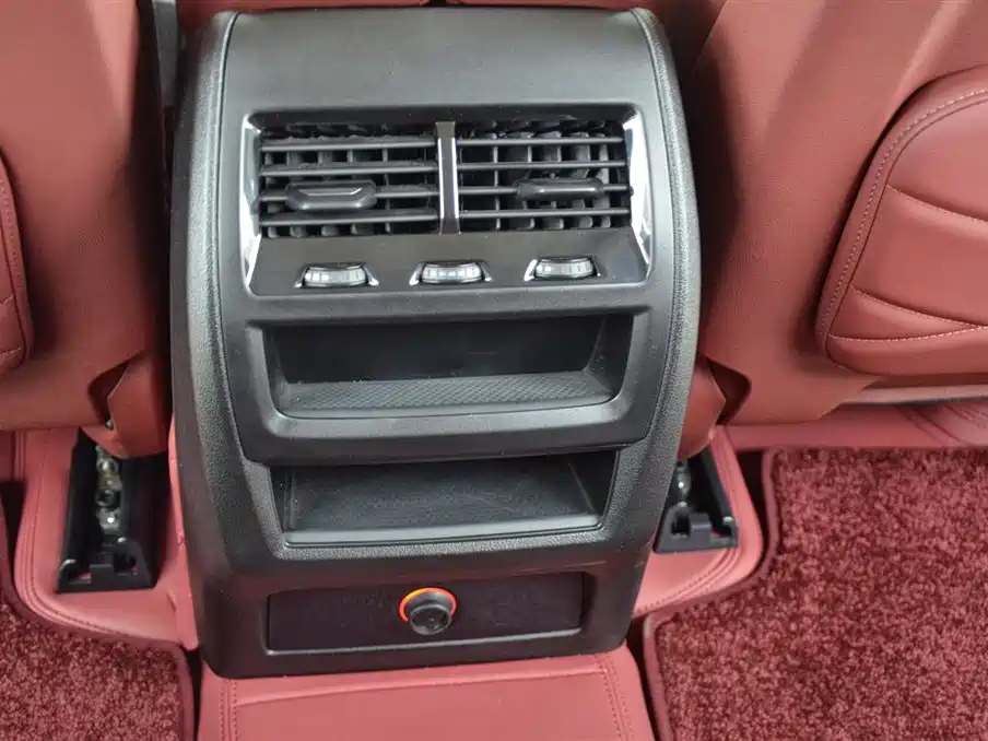 BMW X5 2025 — фото 11