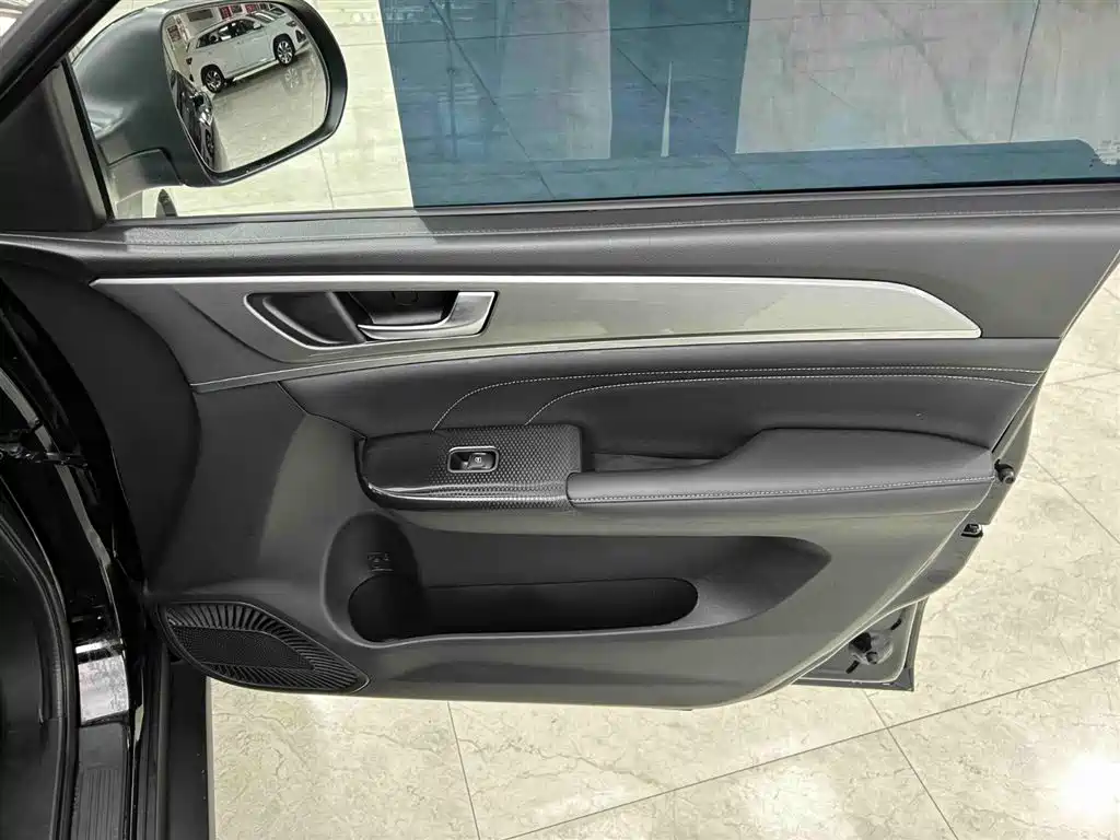 Haval M6 2024 — фото 12