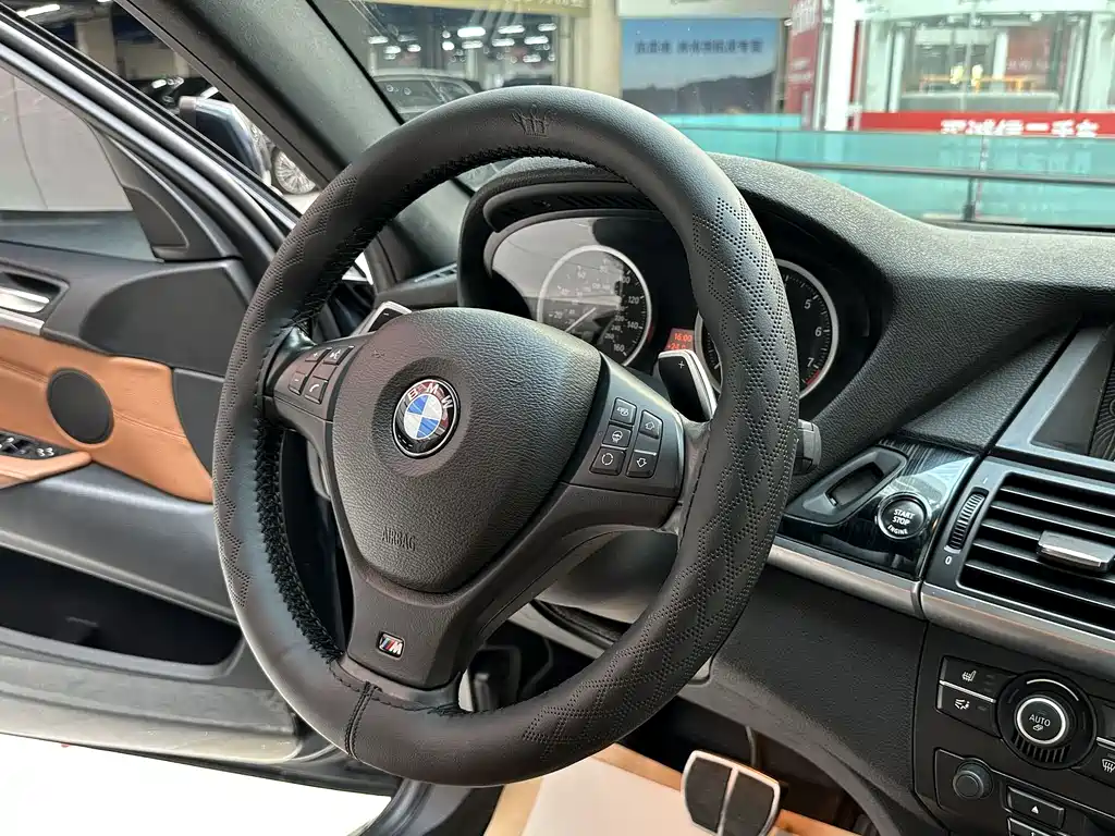 BMW X6 2013 — фото 18